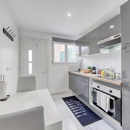 Apartamento - 4 Personnes - Parking Prive - Metro 7 - Rer B La Courneuve