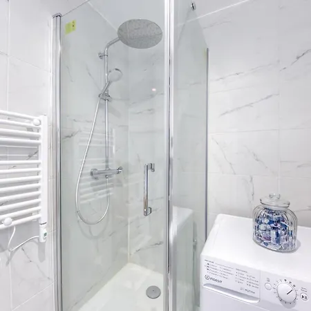 Apartamento - 4 Personnes - Parking Prive - Metro 7 - Rer B *